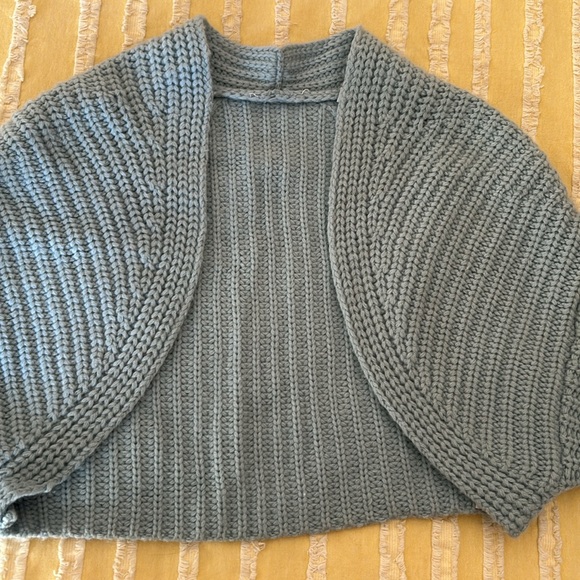 Vince Merino Wool & Cashmere Boho Shrug NWOT! - Picture 3 of 10